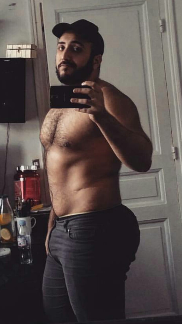kingdannyxxx:  Damn thick papi 
