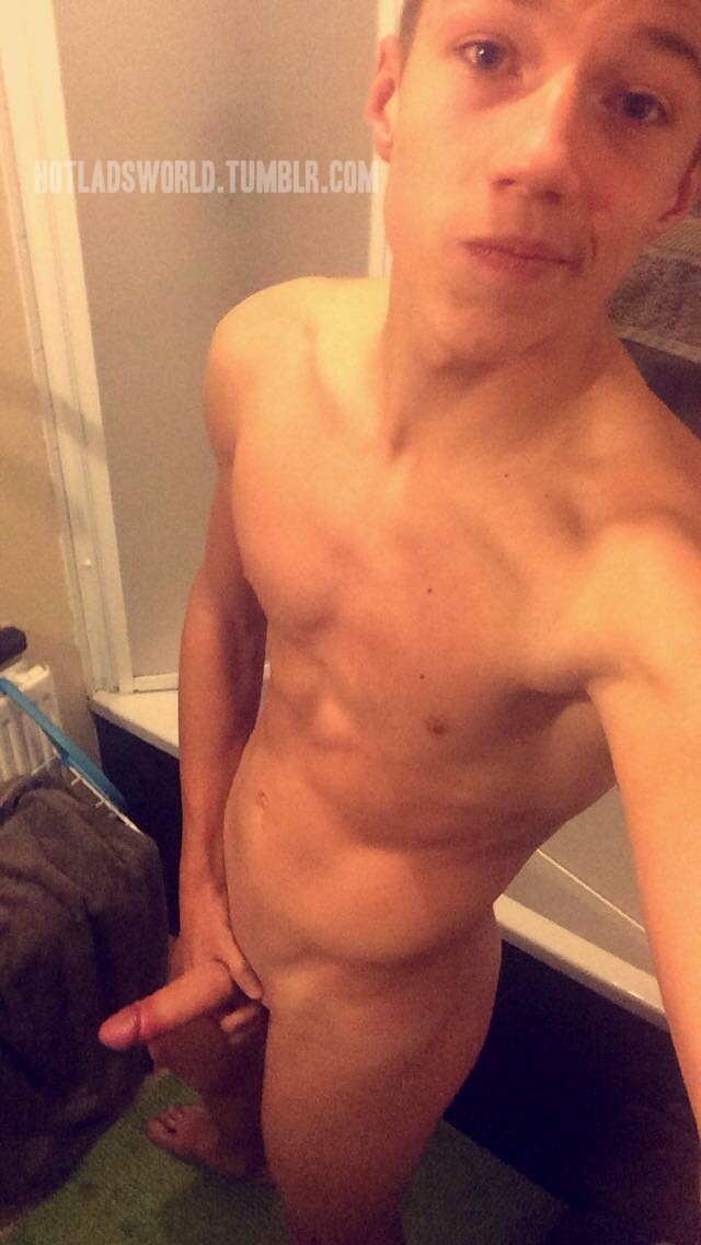 hotladsworld:  More of this guy here.
