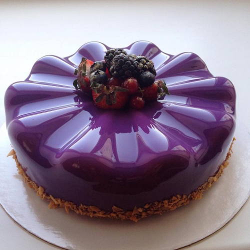 XXX culturenlifestyle:  Hypnotic Cakes Resemble photo