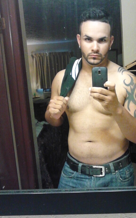 boricuasdesnudos:  Gio Mayaguez 27