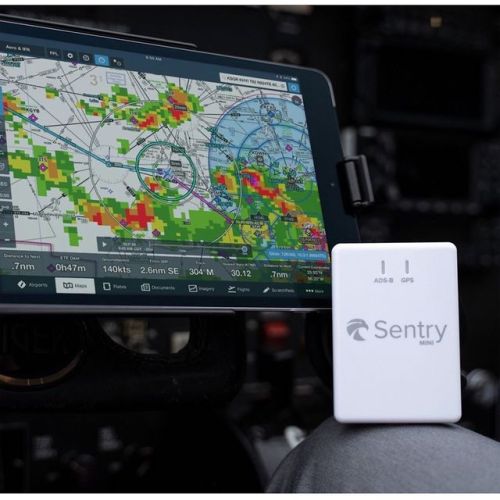 Introducing Sentry Mini, the newest ADS-B receiver from ForeFlight. Weather, GPS, dual band traffic 