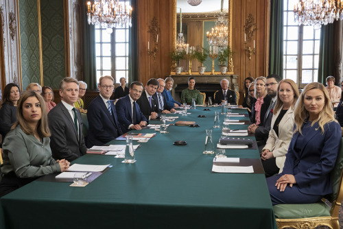 16th May 2022 // The King and Crown Princess attended a meeting of the Foreign Affairs Committee at 