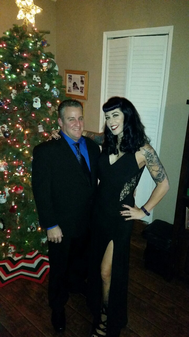 patrickoh76:  sexyntwisted:  A fun, sexy night with my love. @twistedoilman   you