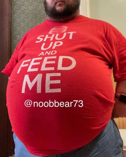 noobbear73:  I’m filling out this shirt pretty well. Let’s see if I can out grow it. https://www.instagram.com/p/CekVBpiojHU/?igshid=NGJjMDIxMWI=