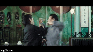 sifu-taichi-kungfu:  Classic Wing Chun Fight! Follow back 