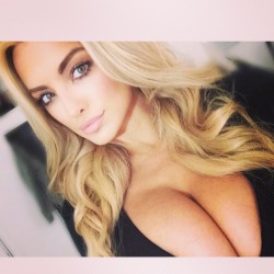 hellohotbeautifulgirls:  One of The Hot Beautiful Girl Lindsey PelasFor More Photos of Lindsey PelasFor More Hot Beautiful Girls 