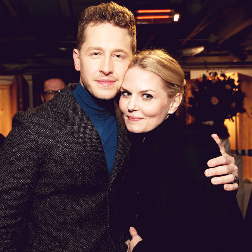 lovestruckhook:  Jennifer Morrison & Josh Dallas at OUAT 100th episode party #aka daddy charming and his little baby princess  