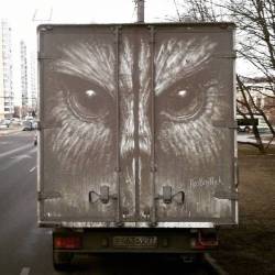 mymodernmet: Artist Transforms Dirty Cars in Moscow into Incredible Works of Art