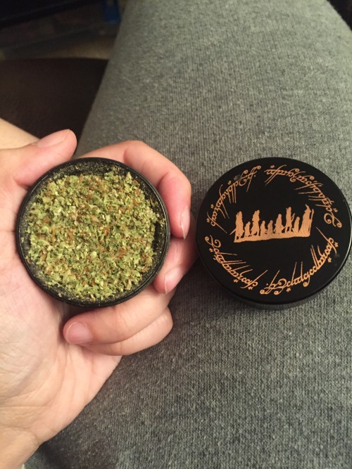 smoking-healthy: I got me some green crack