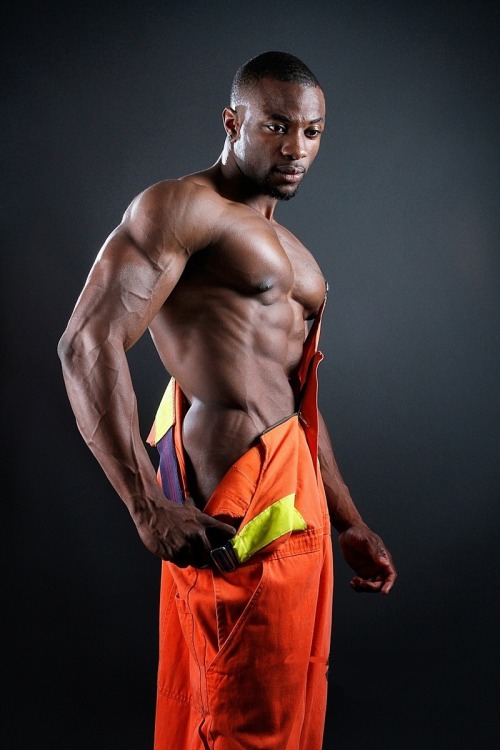 beautifulblackmenfromphilly:  http://beautifulblackmenfromphilly.tumblr.com/ 