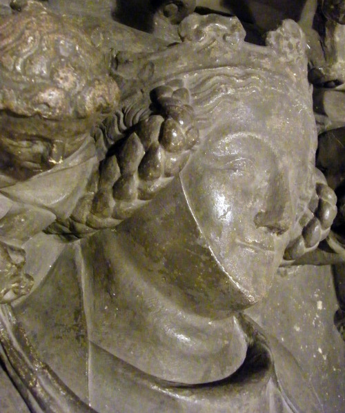 Effigy of Hedwig von Lippe, Countess of Ravensberg, 1320