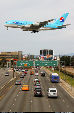 a380flightdeck:  Korean Air Airbus A380 landing at LAX