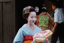 okiya:  maiko Masaki-san (by Nathan Wind as Cochese) 