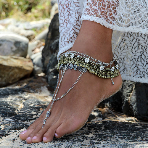wordsnquotes: Mesmerizing Handmade Barefoot Sandals &amp; Anklets by Angie Geurs Induce Wanderlu