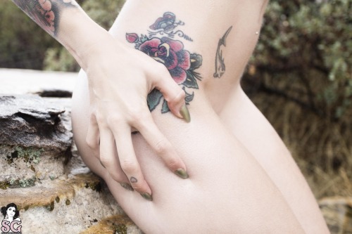 beautifulgirlsmakemesuicidal:  Tristyn Suicide 