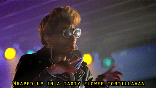 thesoftghetto:  Fuck ups in Soft Ghetto History! Mary J. Singing for Chicken (View