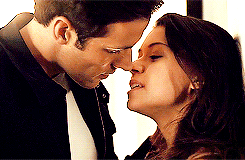 punkrockho:  orphan black meme | one otp↳ Sarah/Paul [1/1] 
