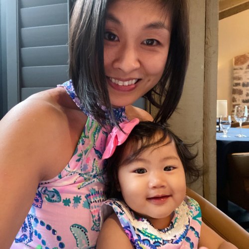I confess a not so secret love of matching mommy and me outfits… #mommyandme #matchingoutfits #lilly