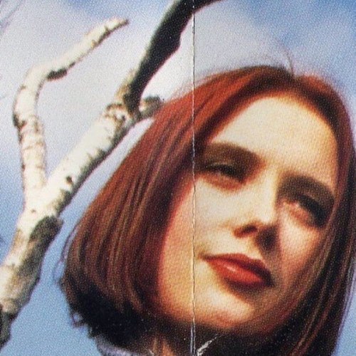 shoegaze-peaks: Rachel (Slowdive) Vs. Gillian (X-Files), 90s Who?