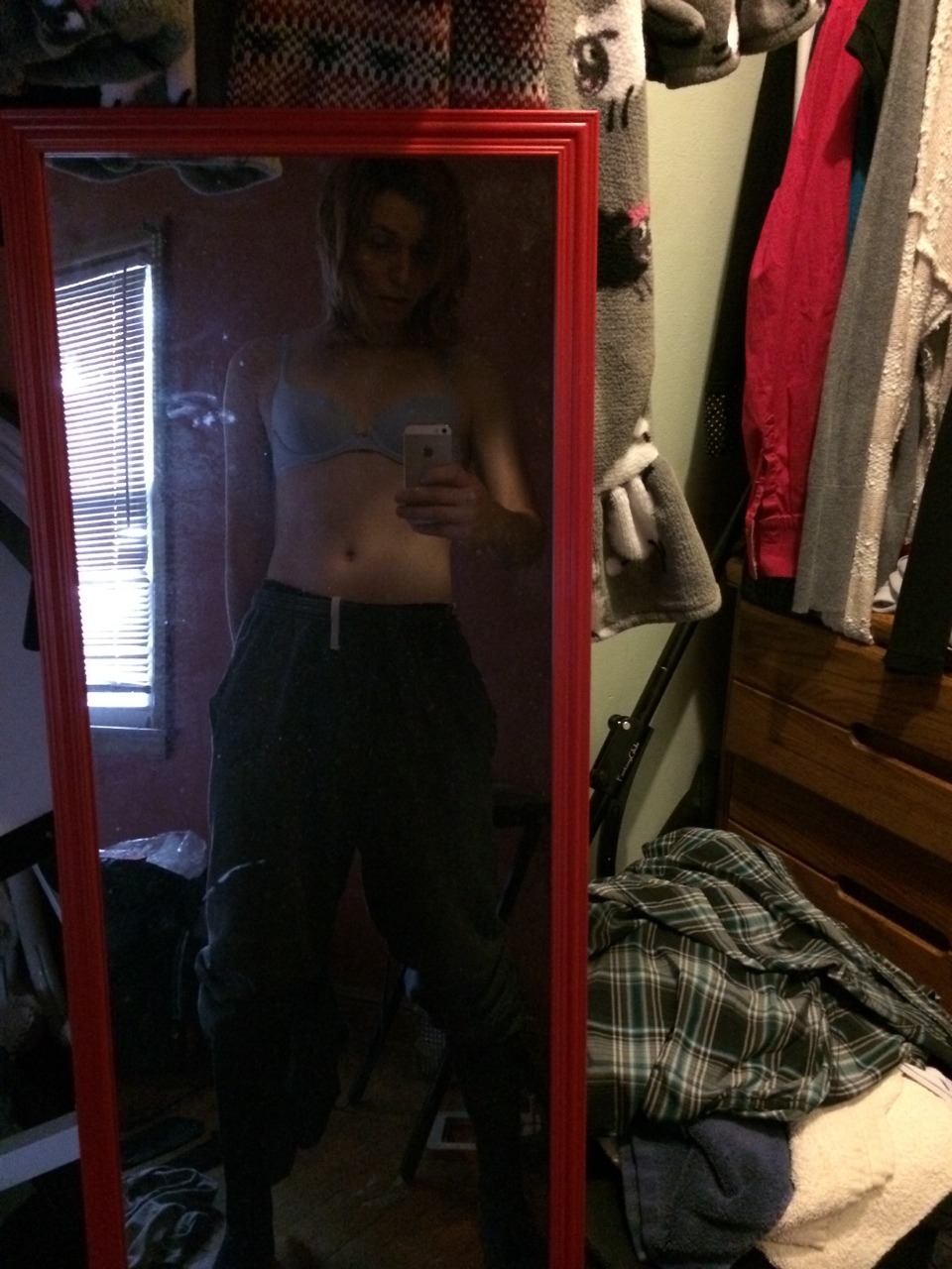 korradelrio:  Selfie barfing at the moment. What else is there to do when there are