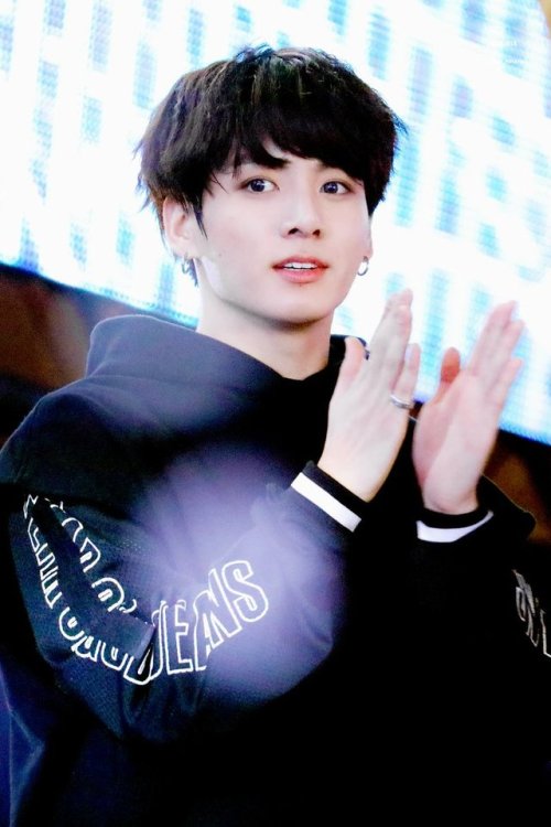 allforbts: © 감자처녀 | Do not edit. (1, 2)