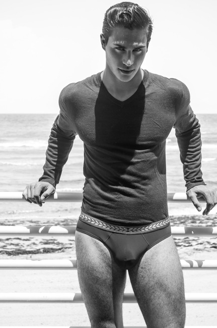 completelyfine:  Over 20,000  Completely Fine Followers!  Thanks for being one!http://completelyfine.tumblr.com