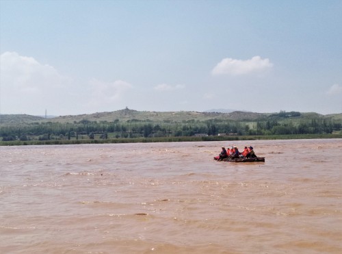 A raft on the Yellow River near Zhongwei, Ningxia