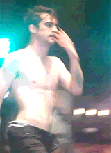 finest-of-bands:  ~Shirtless band blog