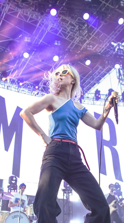 Paramore Wallpapersrequested by: anonymous(sorry for taking so long ;-;)
