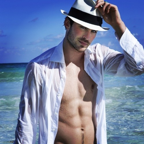 Ian Somerhalder #iansomerhalder #hot #sexy #american #model #actor #damon #damonsalvatore #thevampir