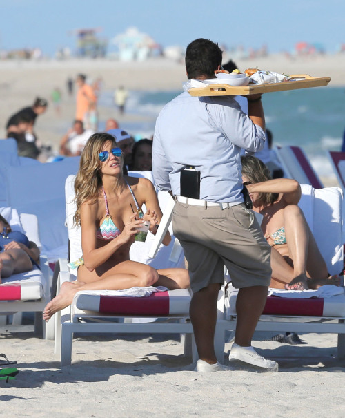 toplessbeachcelebs:Martha Graeff (Brazilian Fashionista) bikini slip in Miami (December 2013)
