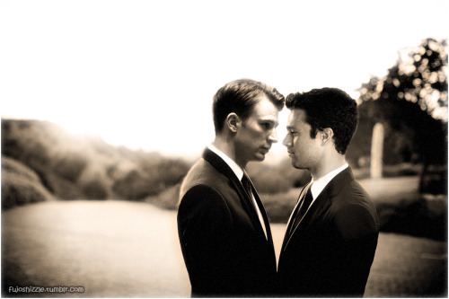 fujoshizzle:Stucky/Evanstan: Wedding day!!!..a compilation of love ❤just wanted them together in the