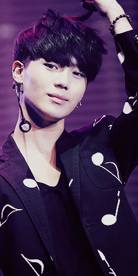 taekmeout:  six fav pics of Taemin → purple 