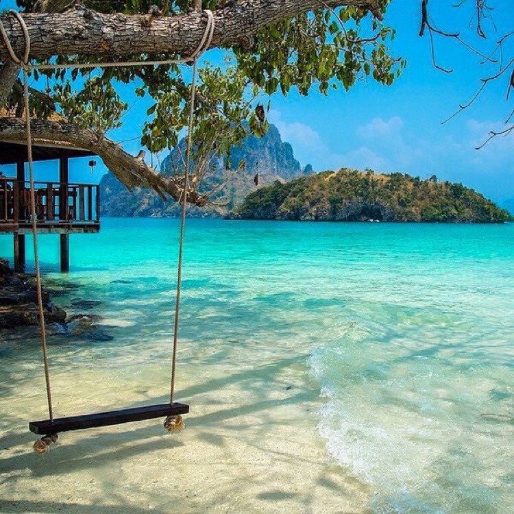 lemonadeandjack:  I want to be here. Now.