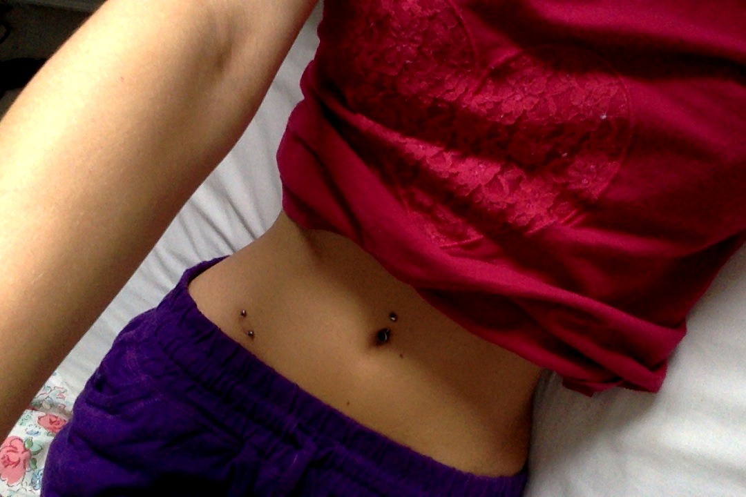 f4nnyf00k:  sushiflavour:  I love my hip piercing so muuuuuuuch *0*  You’re body