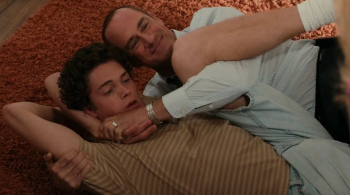 XXX Christopher Meloni in Survivng Jack S01E06 photo