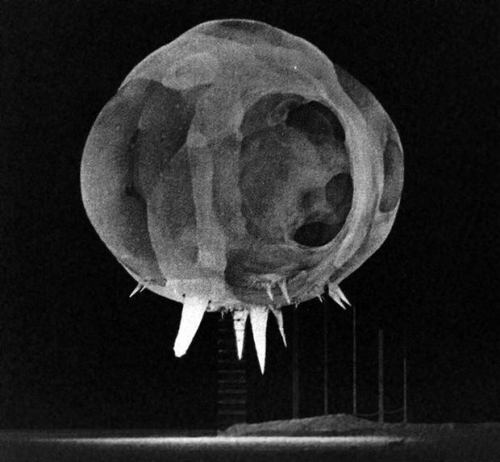 sixpenceee:  Photo of a Nuclear Explosion Less than 1 Millisecond After Detonation Captured less than 1 millisecond after the detonation using a rapatronic camera, which is capable of exposure times as brief as 10 nanoseconds. The photograph was shot