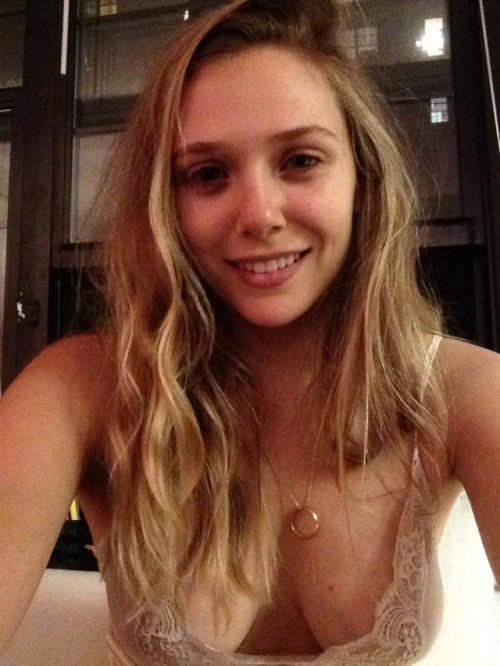 XXX thevirtualharem:  Elizabeth Olsen - Perfect photo