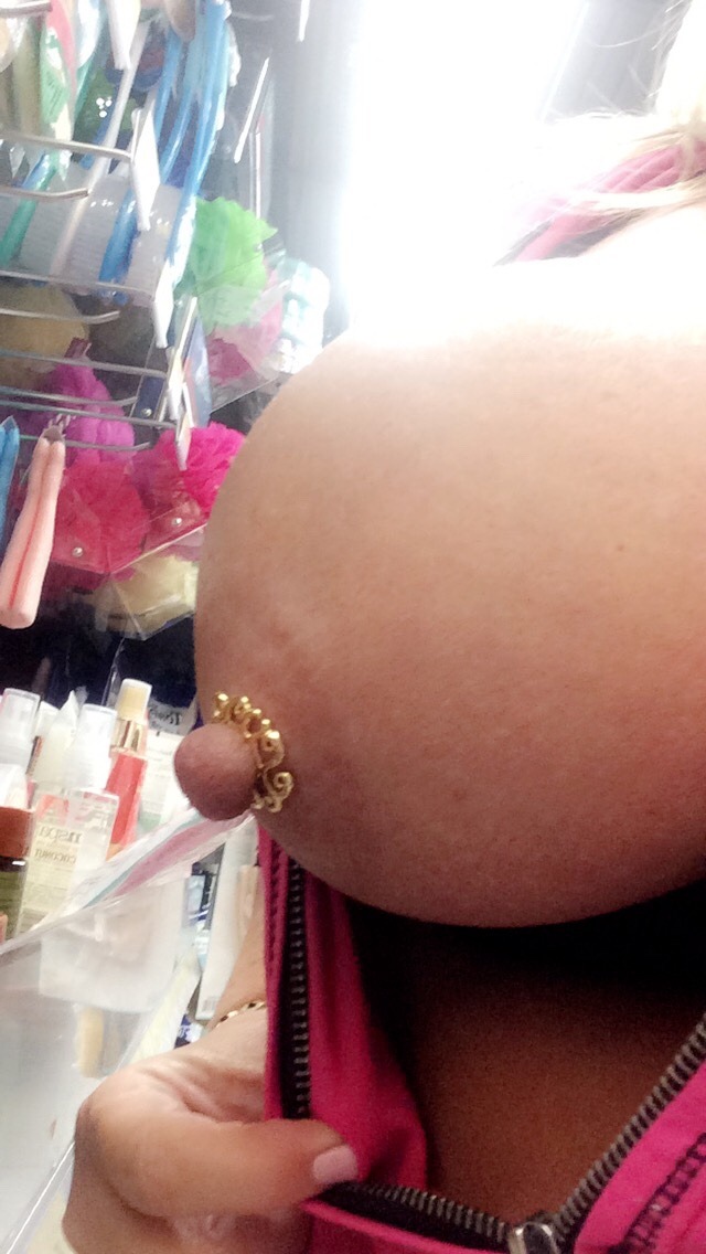 yep999:  @bigdaddysgirl71 makes the best out of a quick trip to the store. Lucky
