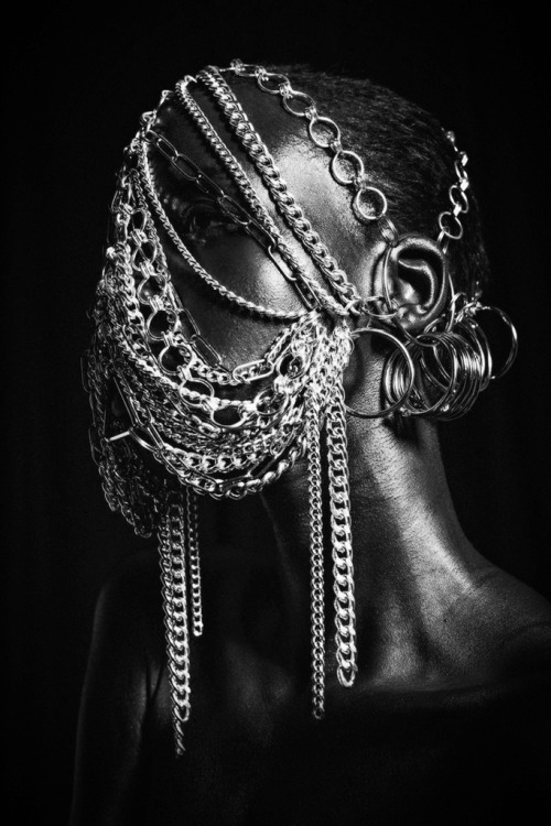 black-white-madness:Madness:Photography: Federico Cabrera Styling: Jasmin Mishima Model: Nykhor Paul Make-Up: Kanako Yoshida Hair Pieces: Kunio Kohzaki  