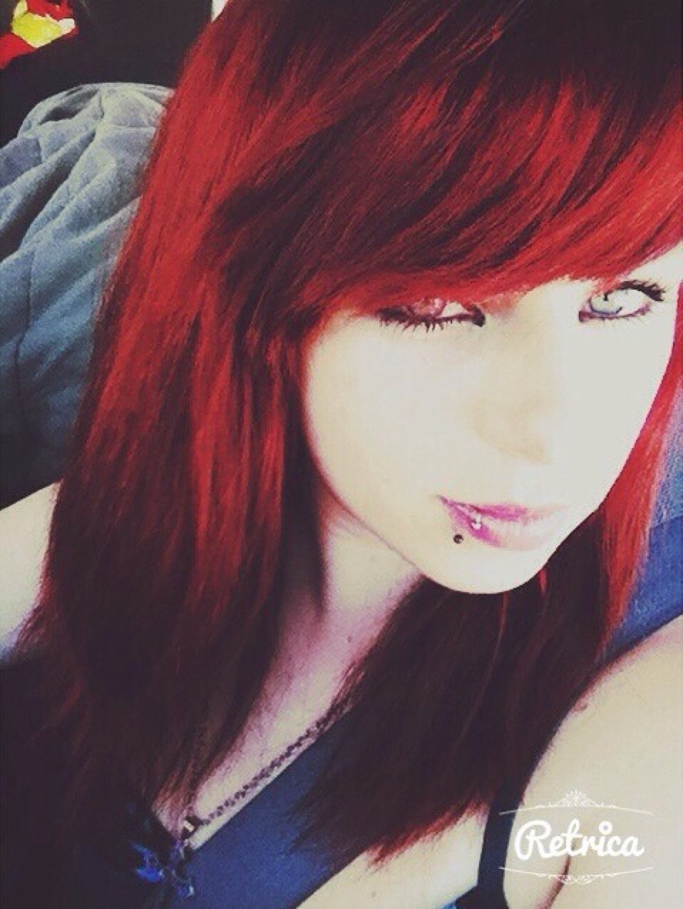 cool-scenegirls:  My fave selfies ✌️