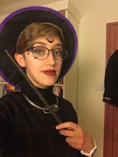 So Heres My Halloween Costume, Yall. Happy Halloween/ Samhain 