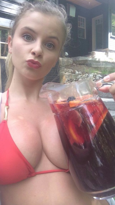 Porn Pics bikiniboob:  Want a drink? 