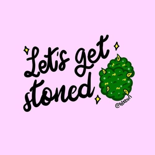 lilxbun:Happy Sunday my stoner babes What are you smoking on? (at Los Angeles, California)ww