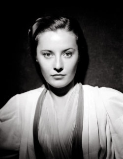 fortheloothoney:  Barbara Stanwyck 