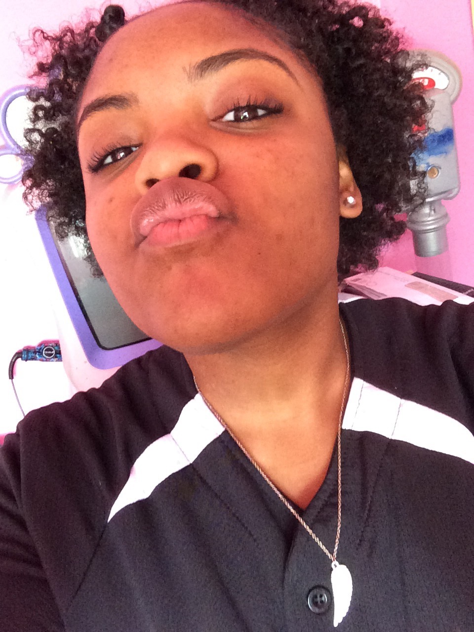m-drizzle1:  Happy black out day 😁😘💁