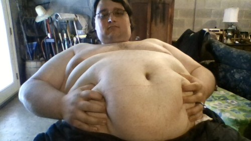Porn I need someone to give this big fat belly photos
