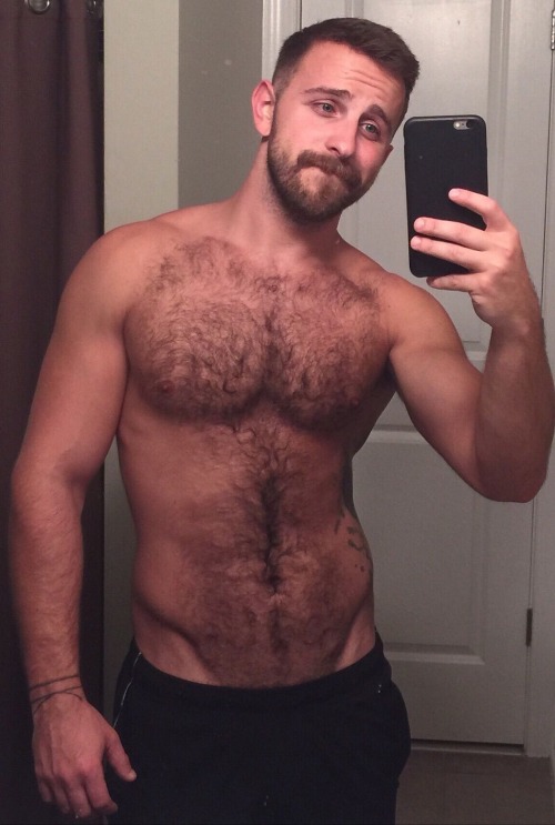 yummyhairydudes:  YUM! For MORE HOT HAIRY porn pictures