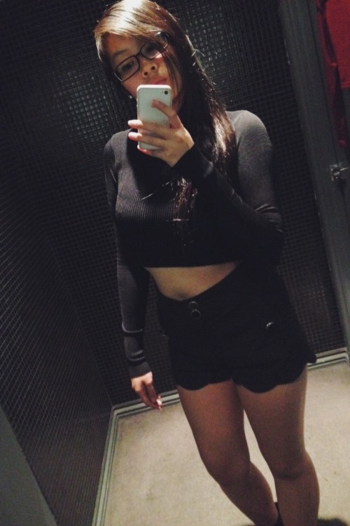 s-oiled:  I really liked this croptop but like its way out of my budget so it was a no go :( 