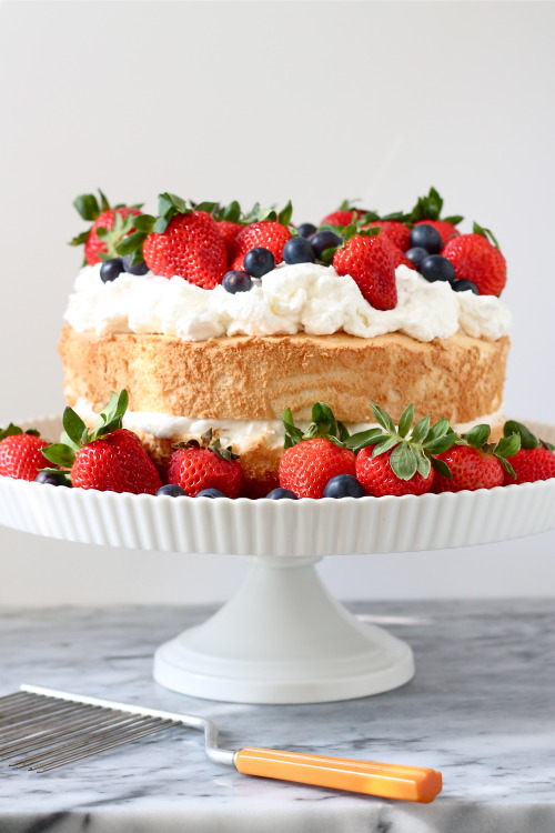 Strawberry angel food cake